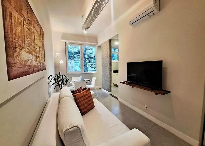 Charmoso Apartamento Em Ipanema A 150M Da Praia Com Vista Para O Verde, Cama King-Size, Tv 60 E Lava E Seca Rio de Janeiro